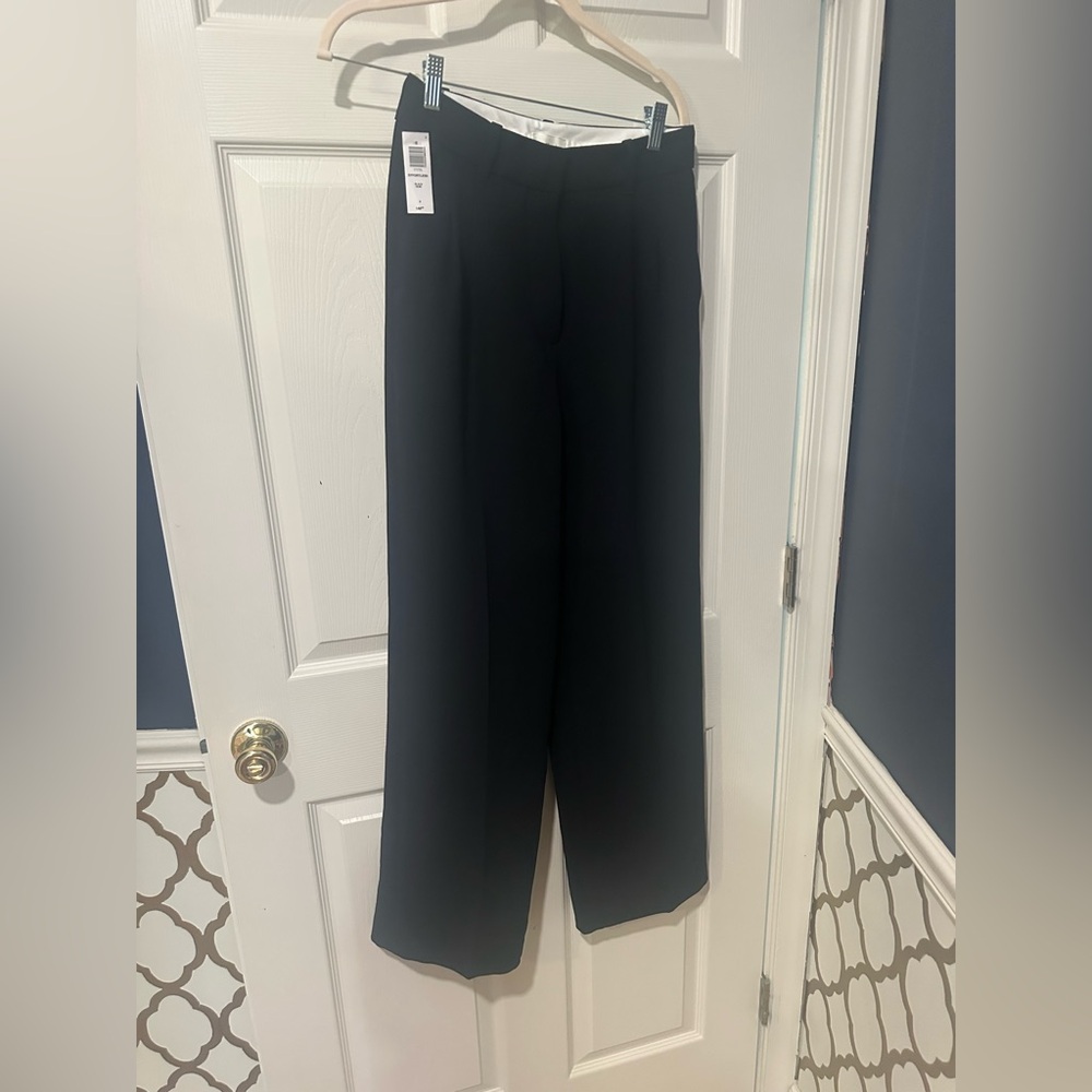 Effortless black pants